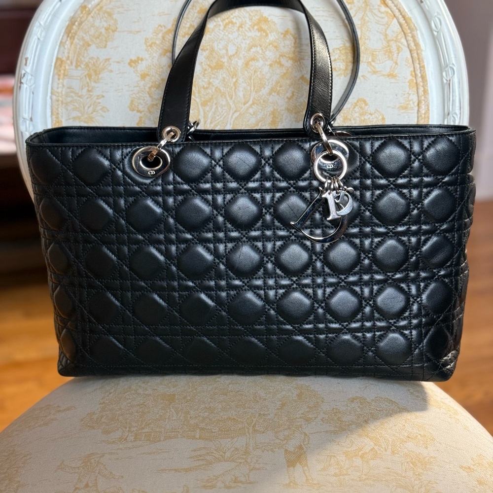 CHRISTIAN DIOR CANNAGE BAG IN BEAUTIFUL CONDITION✨✨✨✨✨